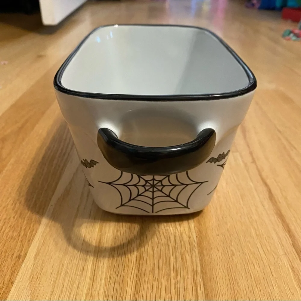 Hello Kitty Halloween Baking Dish Candy Bowl Skeleton NEW Black Gray